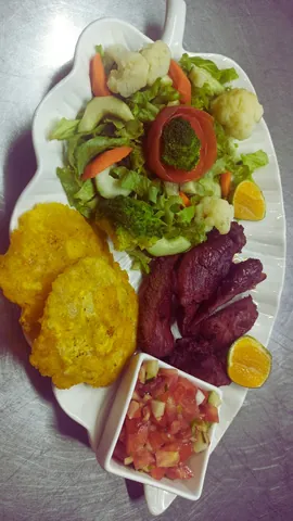 Casado con patacones